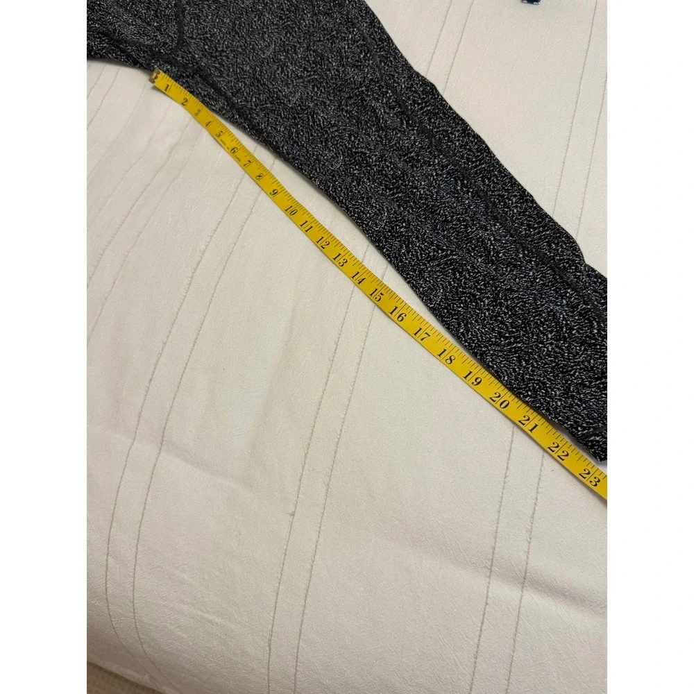 Athleta Ultimate Stash Textured 7/8 Tight Black White Leggings Women's Medium